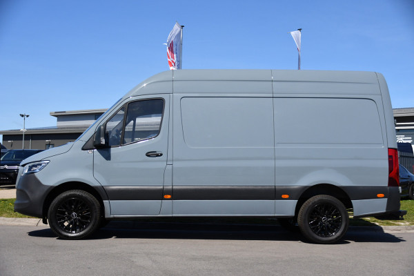 Mercedes-Benz Sprinter 319 3.0 CDI L2H2 PB Edition Camera, Cruise, Carplay, LED, 190pk, Mbux 7'', Trekhaak, Sensoren, Geveerde stoel, Automaat, Uniek!