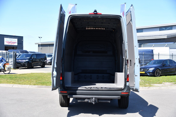 Mercedes-Benz Sprinter 319 3.0 CDI L2H2 PB Edition Camera, Cruise, Carplay, LED, 190pk, Mbux 7'', Trekhaak, Sensoren, Geveerde stoel, Automaat, Uniek!