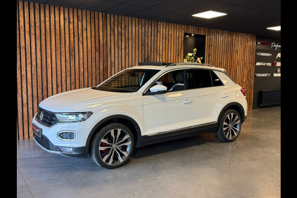 Volkswagen T-Roc 2.0 TSI 4Motion Sport / Pano / Beats / Stuurverwarming / Virtual / Carplay / DAB