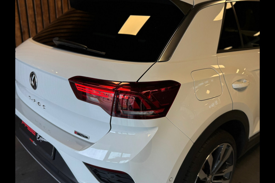 Volkswagen T-Roc 2.0 TSI 4Motion Sport / Pano / Beats / Stuurverwarming / Virtual / Carplay / DAB