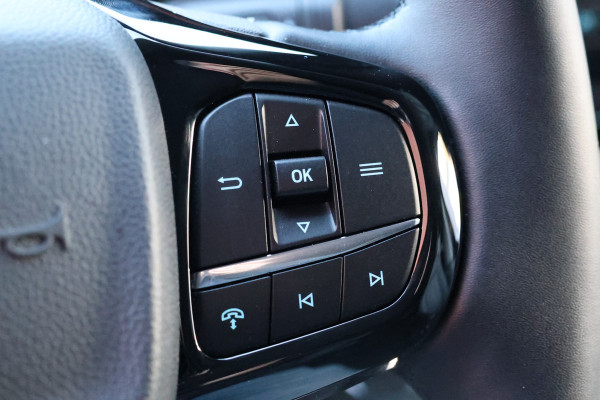 Ford Transit Custom 2.0 TDCI L2H1 170 PK Limited DC | ACC | 360 Camera | Blind Spot | CarPlay | Navigatie | Stoelverwarming | Trekhaak | Spoilerkit | Dubbel Cabine | 5-Zitter | Verlengde fabrieksgarantie tot december 2029