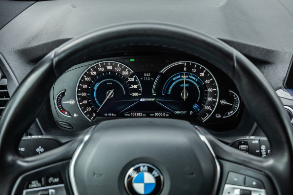 BMW X3 xDrive30e Stoelverwarming / LED / 18inch /