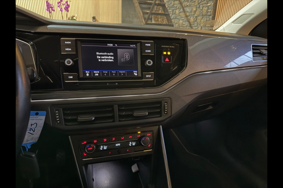 Volkswagen Polo 1.0 TSI | Pano | Bluetooth | PDC