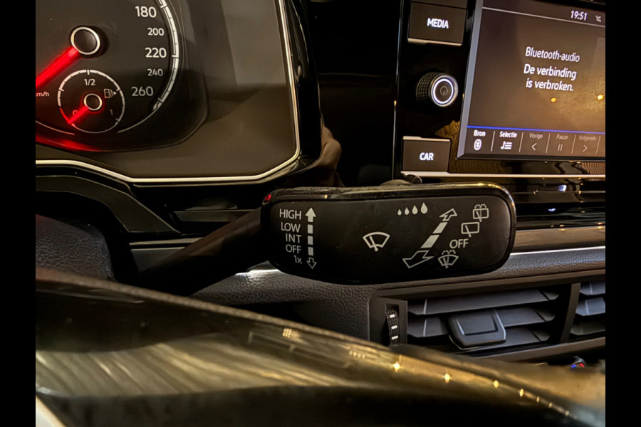 Volkswagen Polo 1.0 TSI | Pano | Bluetooth | PDC