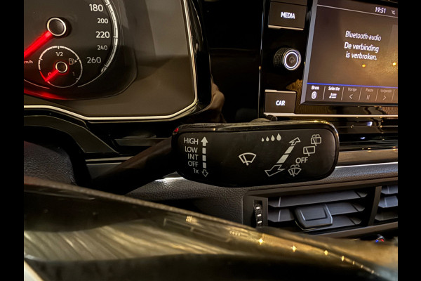 Volkswagen Polo 1.0 TSI | Pano | Bluetooth | PDC