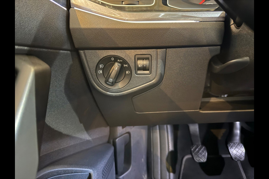 Volkswagen Polo 1.0 TSI | Pano | Bluetooth | PDC