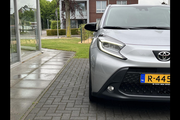 Toyota Aygo X 1.0 VVT-i First Automaat | Eerste eigenaar, Lichtmetalen velgen, Adaptive cruise control, Parkeercamera, Weinig KM!