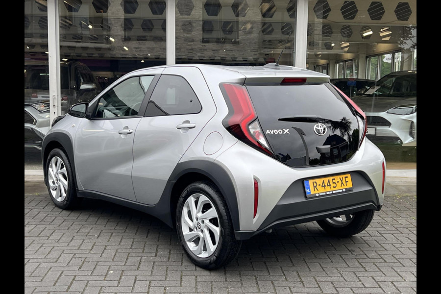 Toyota Aygo X 1.0 VVT-i First Automaat | Eerste eigenaar, Lichtmetalen velgen, Adaptive cruise control, Parkeercamera, Weinig KM!