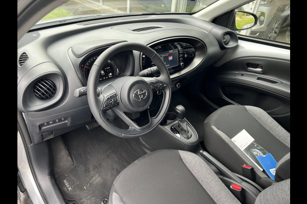 Toyota Aygo X 1.0 VVT-i First Automaat | Eerste eigenaar, Lichtmetalen velgen, Adaptive cruise control, Parkeercamera, Weinig KM!