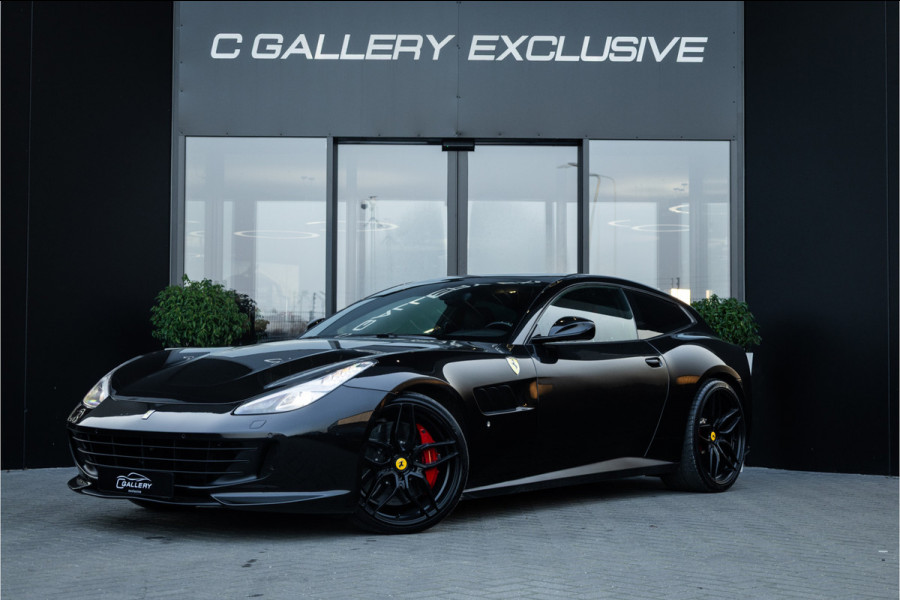 Ferrari GTC4Lusso 6.3 V12 - 4-zits l Lift l Passanger Display l Carbon l Panorama