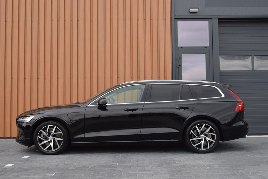 Volvo V60 2.0 T6 Recharge AWD | Trekhaak | 360 camera | HUD