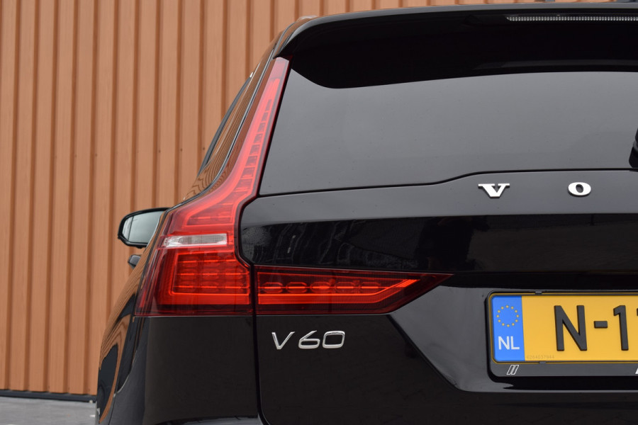 Volvo V60 2.0 T6 Recharge AWD | Trekhaak | 360 camera | HUD