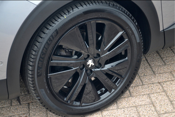 Peugeot 3008 1.6 HYbrid 225 GT | Focal | Black Pack | 19 inch