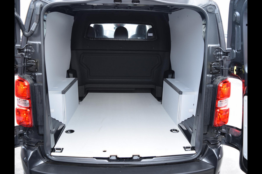 Peugeot e-Expert Dubbele Cabine 75kWh | STX Sport | Lederen bekleding | Spoilerpakket | 18 inch Lichtmetalen velgen | Rondom Camera's | Mooiste bus van NL (!)