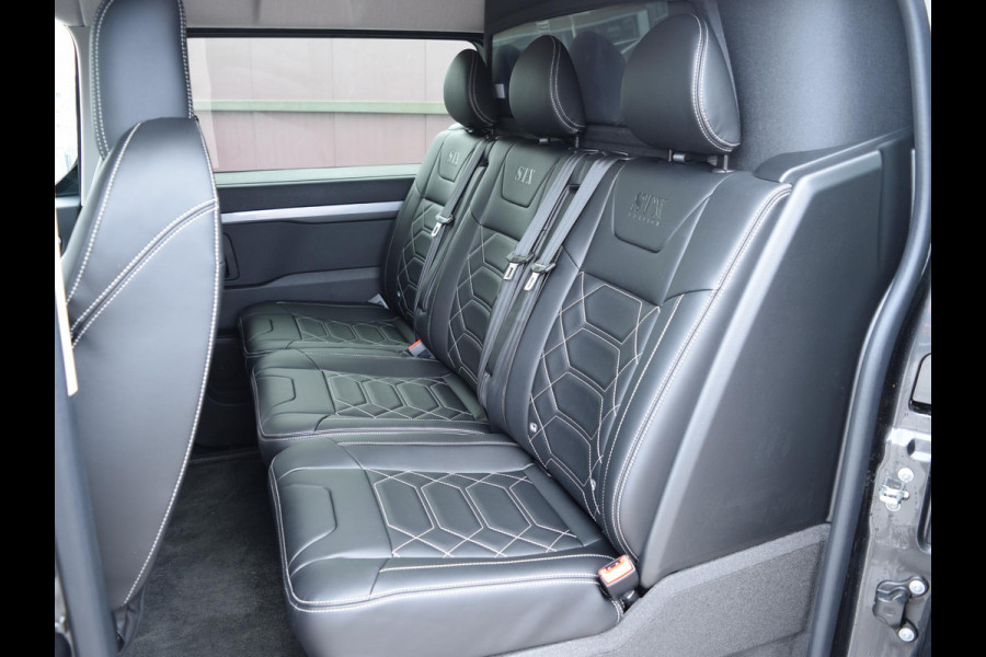 Peugeot e-Expert Dubbele Cabine 75kWh | STX Sport | Lederen bekleding | Spoilerpakket | 18 inch Lichtmetalen velgen | Rondom Camera's | Mooiste bus van NL (!)