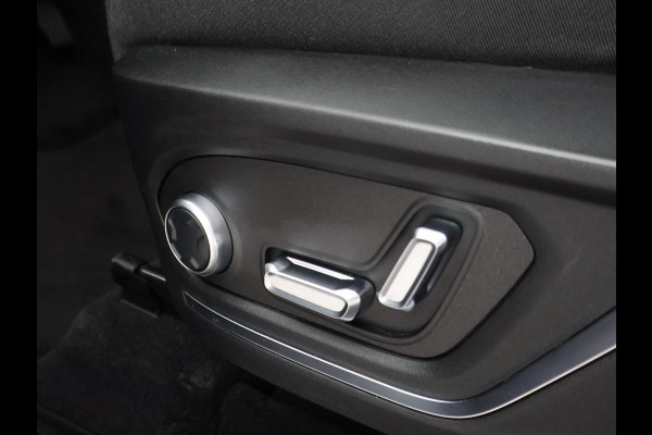 Lynk & Co 01 1.5 PLUG-IN 261 PK AUT. + PANORAMA | INFINTY AUDIO | ADAPTIVE CRUISE | CAMERA | 20 INCH | SFEERVERLICHTING