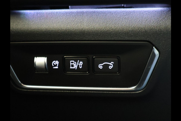 Lynk & Co 01 1.5 PLUG-IN 261 PK AUT. + PANORAMA | INFINTY AUDIO | ADAPTIVE CRUISE | CAMERA | 20 INCH | SFEERVERLICHTING