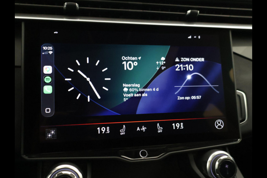 Lynk & Co 01 1.5 PLUG-IN 261 PK AUT. + PANORAMA | INFINTY AUDIO | ADAPTIVE CRUISE | CAMERA | 20 INCH | SFEERVERLICHTING