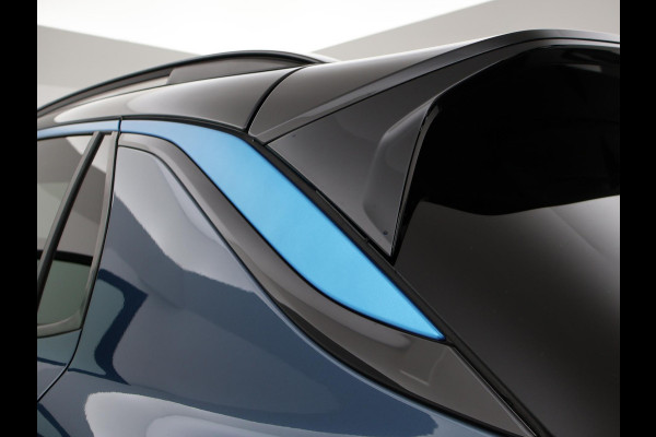 Lynk & Co 01 1.5 PLUG-IN 261 PK AUT. + PANORAMA | INFINTY AUDIO | ADAPTIVE CRUISE | CAMERA | 20 INCH | SFEERVERLICHTING