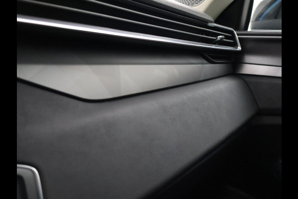 Lynk & Co 01 1.5 PLUG-IN 261 PK AUT. + PANORAMA | INFINTY AUDIO | ADAPTIVE CRUISE | CAMERA | 20 INCH | SFEERVERLICHTING