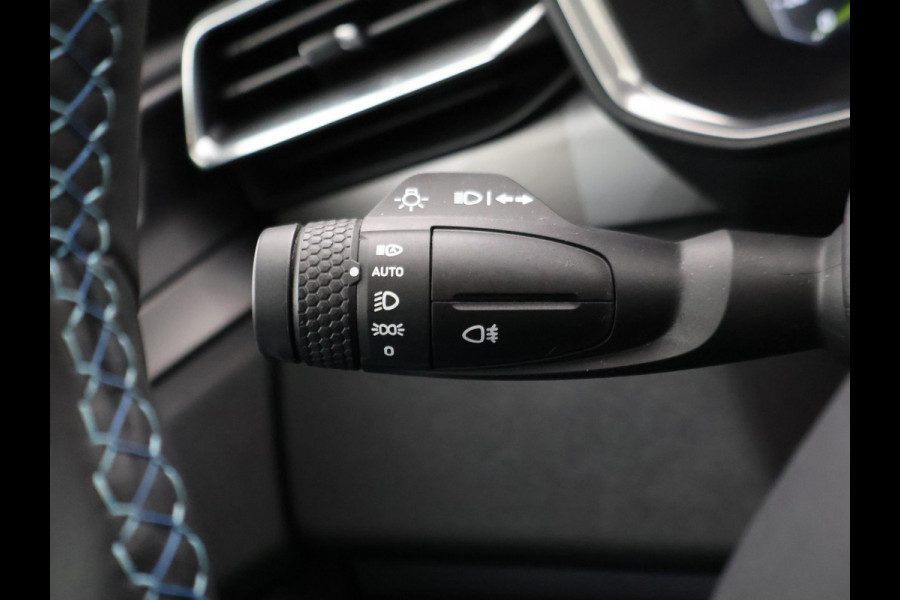 Lynk & Co 01 1.5 PLUG-IN 261 PK AUT. + PANORAMA | INFINTY AUDIO | ADAPTIVE CRUISE | CAMERA | 20 INCH | SFEERVERLICHTING