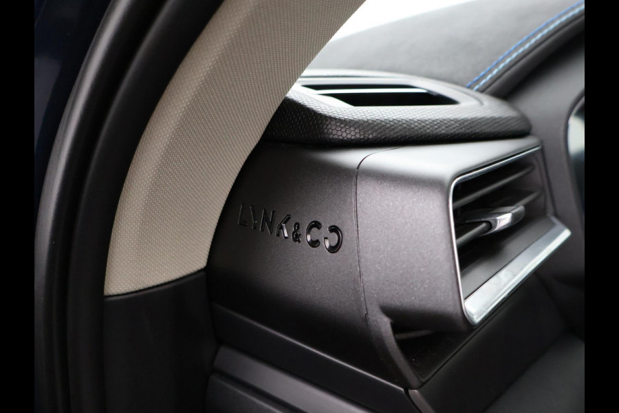 Lynk & Co 01 1.5 PLUG-IN 261 PK AUT. + PANORAMA | INFINTY AUDIO | ADAPTIVE CRUISE | CAMERA | 20 INCH | SFEERVERLICHTING