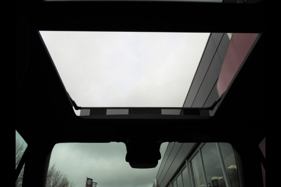 Jeep Renegade 1.3T DDCT 80th Anniversary | Panoramadak | Keyless | LED | Apple CarPlay | Android Auto trekhaak