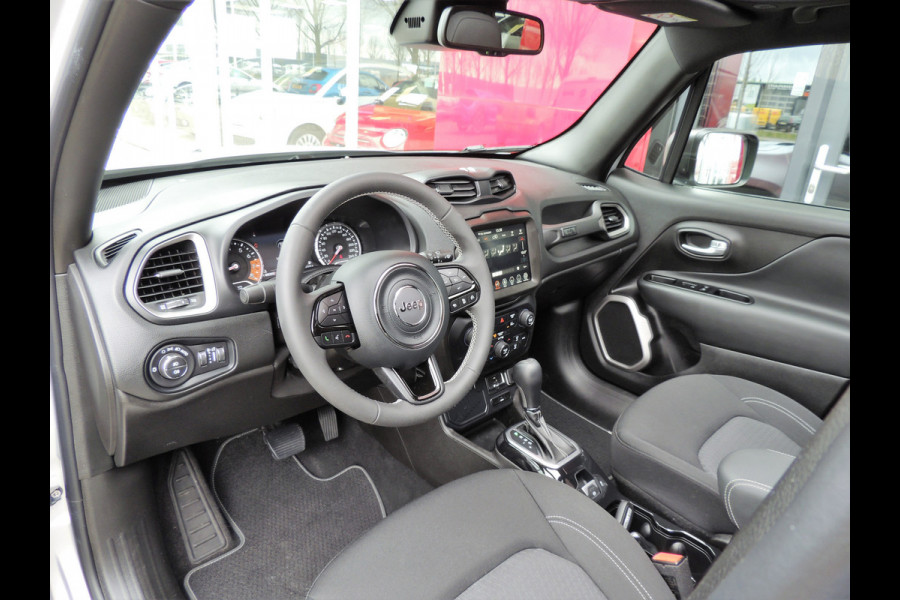 Jeep Renegade 1.3T DDCT 80th Anniversary | Panoramadak | Keyless | LED | Apple CarPlay | Android Auto trekhaak
