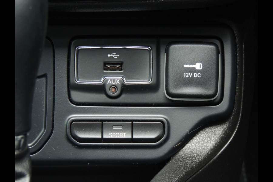 Jeep Renegade 1.3T DDCT 80th Anniversary | Panoramadak | Keyless | LED | Apple CarPlay | Android Auto trekhaak