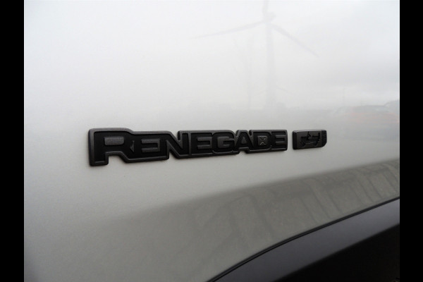 Jeep Renegade 1.3T DDCT 80th Anniversary | Panoramadak | Keyless | LED | Apple CarPlay | Android Auto trekhaak