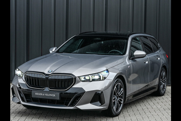 BMW 5 Serie Touring 530e xDrive | M-Sport Pro | Panoramadak | Harman Kardon audio | M-Sport Suspension | Adaptive Led | Driving Assistant Pl