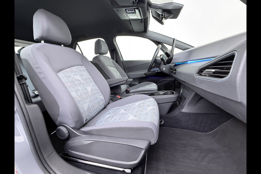 Volkswagen ID.3 Life 62kWh SOH 91% Navi Pro Ecc Adap.Cruise Stoelverwarming Apple Carplay Android Auto Pdc Lmv Led Isofix DAB