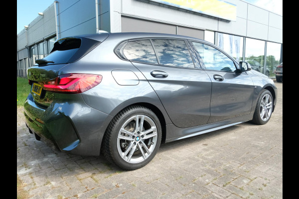 BMW 1-serie 118i Business Edition Plus 136 PK | M -Sport | Lederen Bekleding | Navigatie | Stoelverwarming | Sportstoelen | Virtual Cockpit | Climate Controle