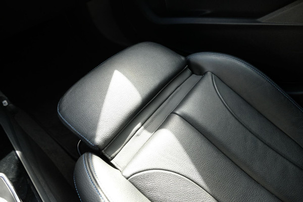 BMW 1-serie 118i Business Edition Plus 136 PK | M -Sport | Lederen Bekleding | Navigatie | Stoelverwarming | Sportstoelen | Virtual Cockpit | Climate Controle