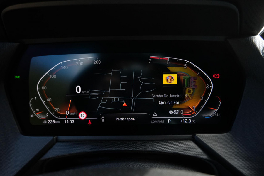 BMW 1-serie 118i Business Edition Plus 136 PK | M -Sport | Lederen Bekleding | Navigatie | Stoelverwarming | Sportstoelen | Virtual Cockpit | Climate Controle