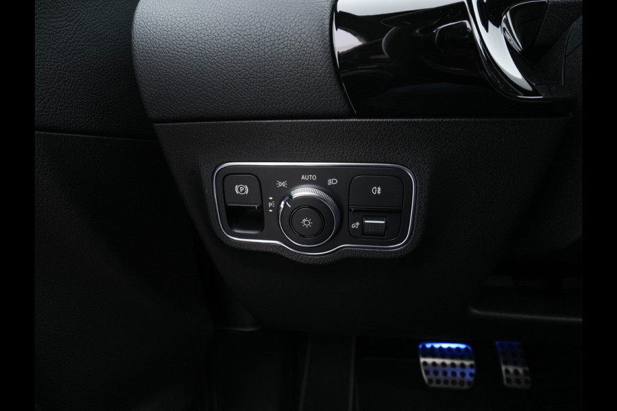 Mercedes-Benz GLA 250 e AMG Limited Business Solution (Plug-In) (INCL-BTW) Aut. *PANO | LEATHER-MICROFIBRE | MEMORY-PACK | WIDESCREEN-COCKPIT | MULTIBEAM-LED | AMBIENTLIGHT | KEYLESS | CAMERA | M-BUX-NAVI | ECC | SHIFTPADDLES | PDC | CRUISE | DAB | HEATED