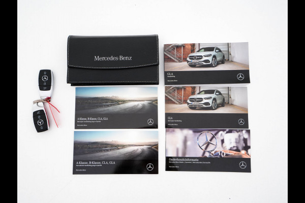 Mercedes-Benz GLA 250 e AMG Limited Business Solution (Plug-In) (INCL-BTW) Aut. *PANO | LEATHER-MICROFIBRE | MEMORY-PACK | WIDESCREEN-COCKPIT | MULTIBEAM-LED | AMBIENTLIGHT | KEYLESS | CAMERA | M-BUX-NAVI | ECC | SHIFTPADDLES | PDC | CRUISE | DAB | HEATED