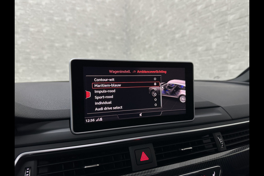 Audi RS4 Avant 2.9 TFSI A4 Quattro | Carbon | Panorama | RS-Dynamic | ACC | 360 Camera | Matrix-LED | Keyless-Entry | Massage | 20 inch | Memory | Black-Optic | 3-Zone Clima | Tour-Pakket | Getint Glas | Sfeerverlichting | Autom. Parkeren | Virtual-Cockpit |