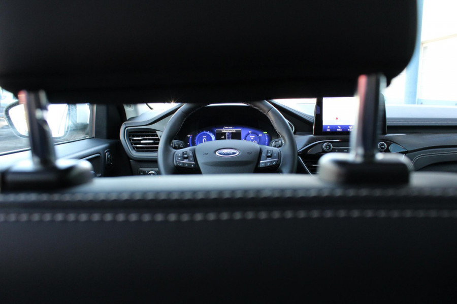 Ford Kuga 2.5 PHEV Vignale | Panorama Dak | Adaptive Cruise Control | Winterpack | Full LED | Volledig Lederen Interieur |