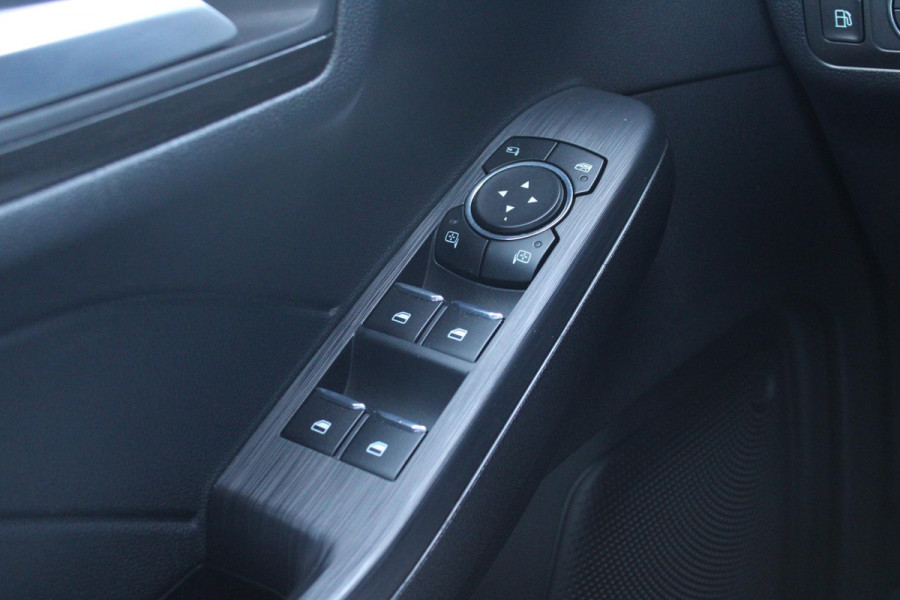 Ford Kuga 2.5 PHEV Vignale | Panorama Dak | Adaptive Cruise Control | Winterpack | Full LED | Volledig Lederen Interieur |