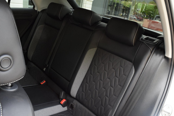 Volkswagen T-Roc 1.5 TSI Goal|Nav.|Stoelverw.|ACC|Carplay