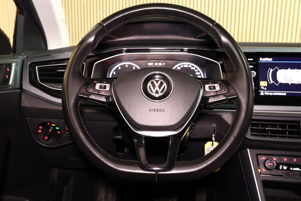 Volkswagen Polo 1.0 TSI Highline R line int. NAVI CLIMA PDC "18