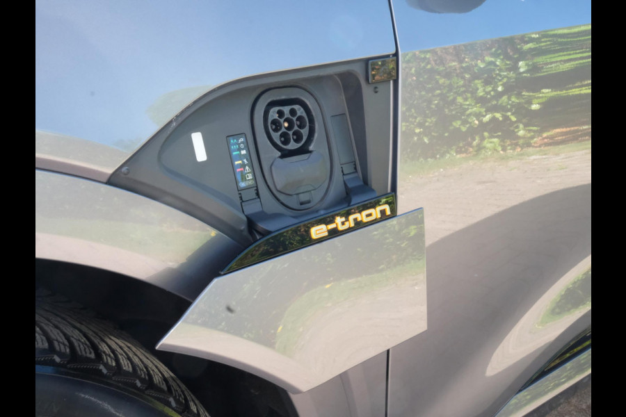 Audi e-tron Sportback 55 quattro Business edition 95 kWh | 408 PK | Elektrische klep | Camera | Memory | Luchtvering | Navigatie | Stoelverwarming |