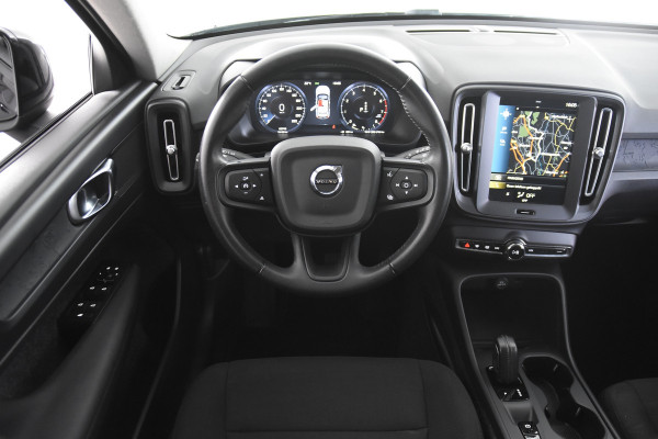 Volvo XC40 1.5 T2 Momentum Core Automaat *1ste Eigenaar*Navigatie*PDC*
