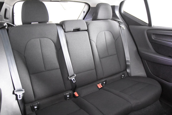 Volvo XC40 1.5 T2 Momentum Core Automaat *1ste Eigenaar*Navigatie*PDC*