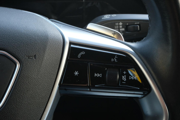 Audi e-tron Sportback 55 quattro Business edition 95 kWh | 408 PK | Elektrische klep | Camera | Memory | Luchtvering | Navigatie | Stoelverwarming |