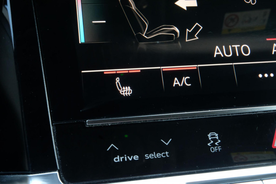 Audi e-tron Sportback 55 quattro Business edition 95 kWh | 408 PK | Elektrische klep | Camera | Memory | Luchtvering | Navigatie | Stoelverwarming |
