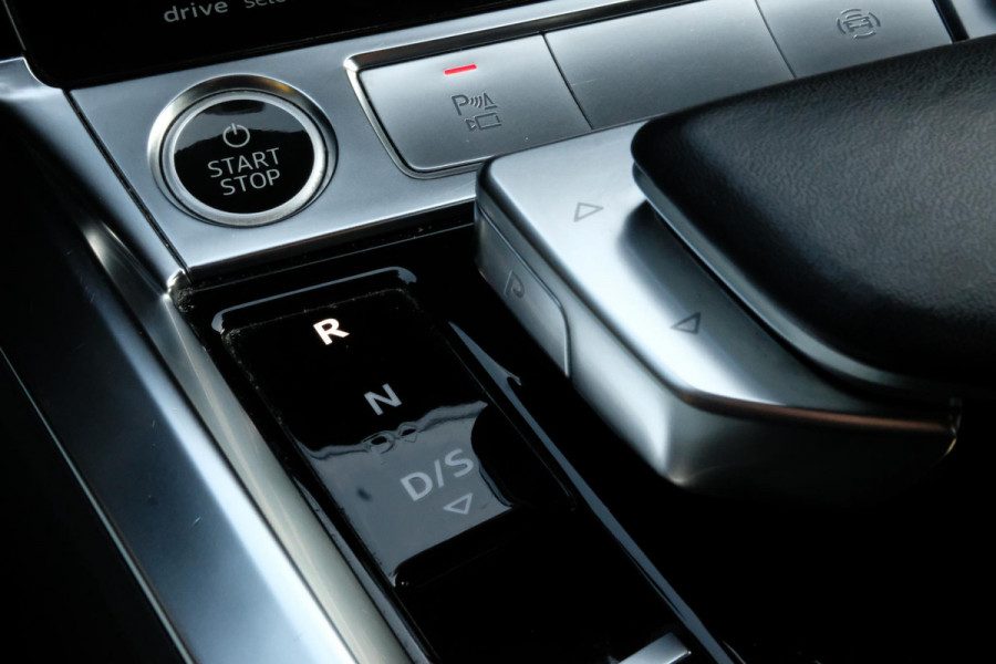 Audi e-tron Sportback 55 quattro Business edition 95 kWh | 408 PK | Elektrische klep | Camera | Memory | Luchtvering | Navigatie | Stoelverwarming |