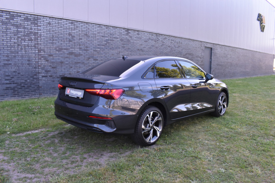 Audi A3 Limousine 30 TFSI edition one Apple Carplay Automaat