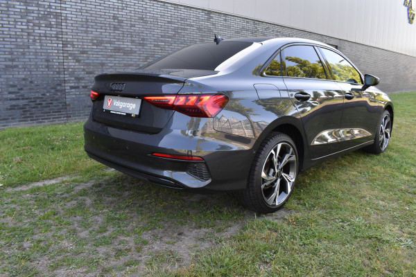 Audi A3 Limousine 30 TFSI edition one Apple Carplay Automaat